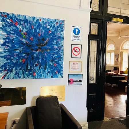 Wallaby Backpackers Hostel Perth - Note - Valid Passport Required To Check In - Exterior foto