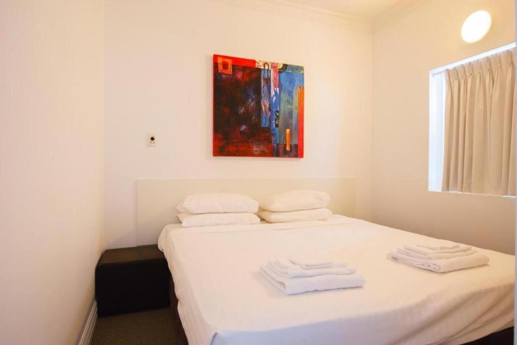 Wallaby Backpackers Hostel Perth - Note - Valid Passport Required To Check In - Exterior foto