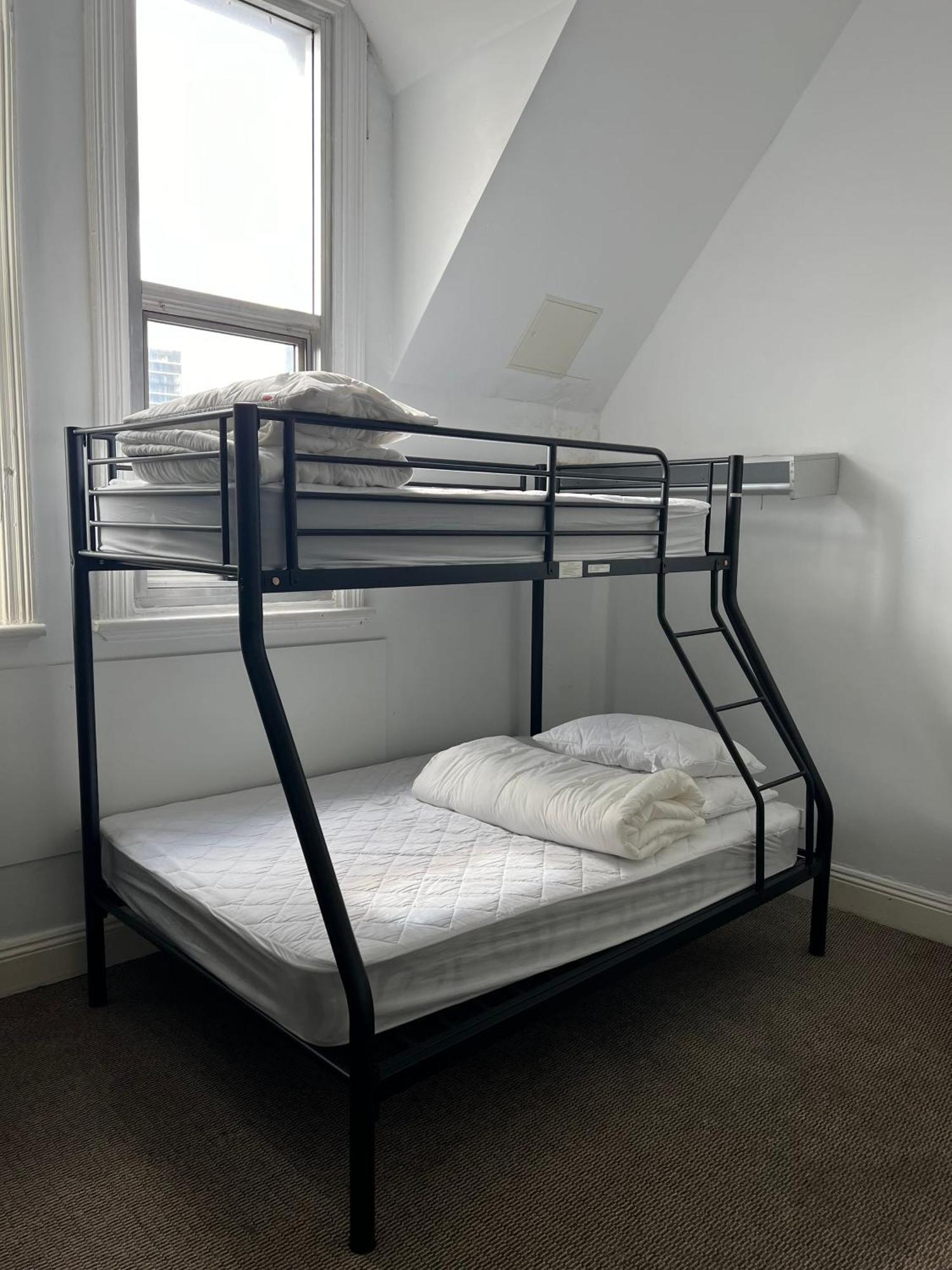 Wallaby Backpackers Hostel Perth - Note - Valid Passport Required To Check In - Exterior foto