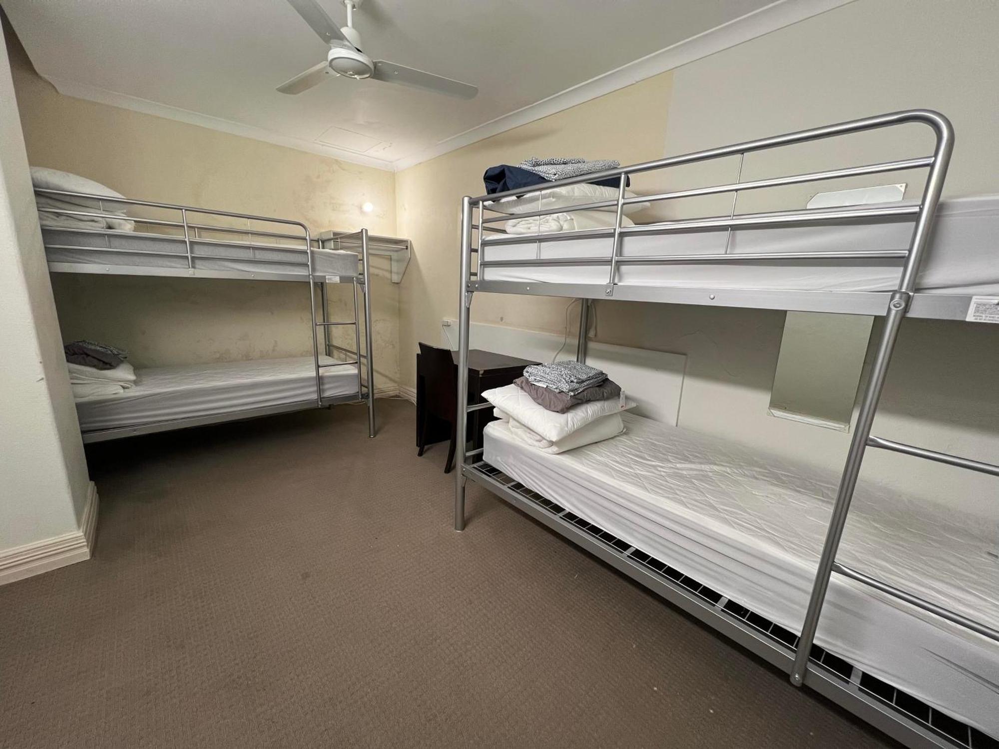 Wallaby Backpackers Hostel Perth - Note - Valid Passport Required To Check In - Exterior foto