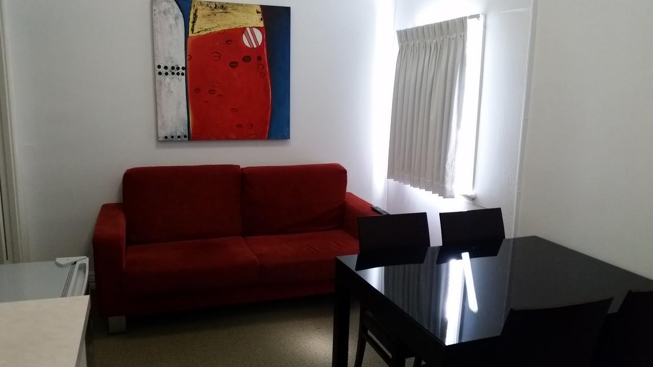 Wallaby Backpackers Hostel Perth - Note - Valid Passport Required To Check In - Exterior foto
