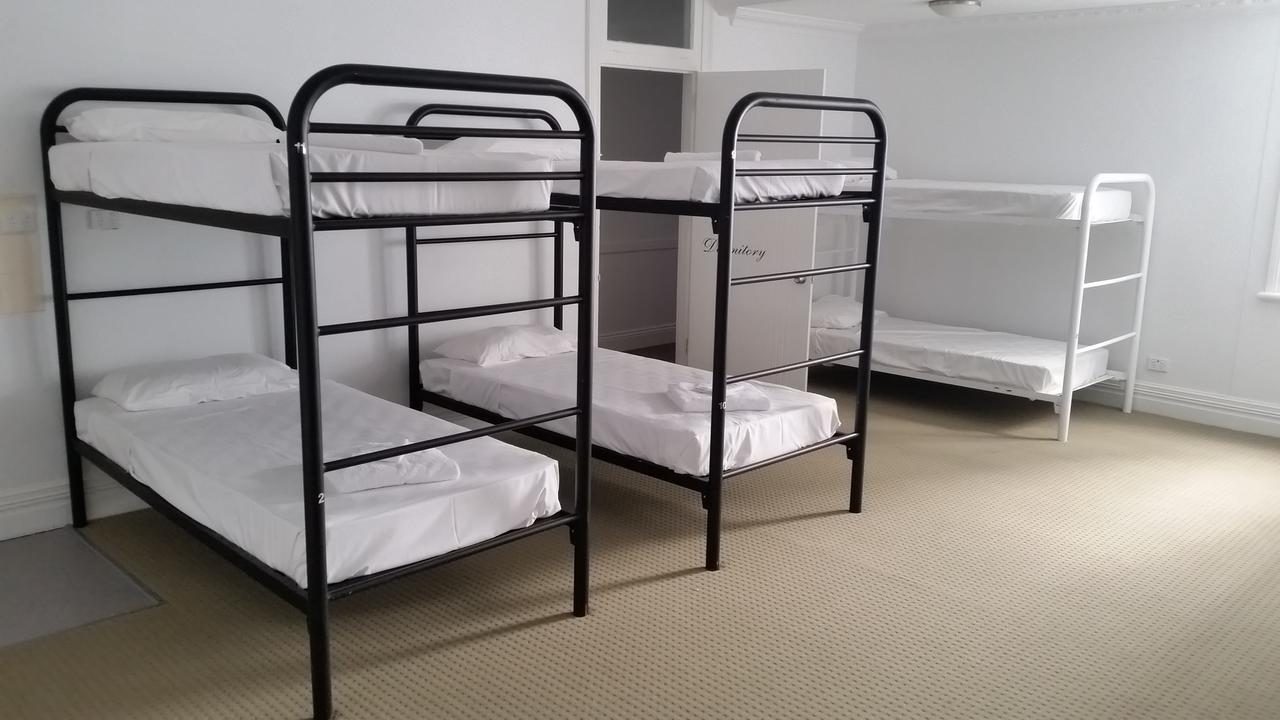 Wallaby Backpackers Hostel Perth - Note - Valid Passport Required To Check In - Exterior foto